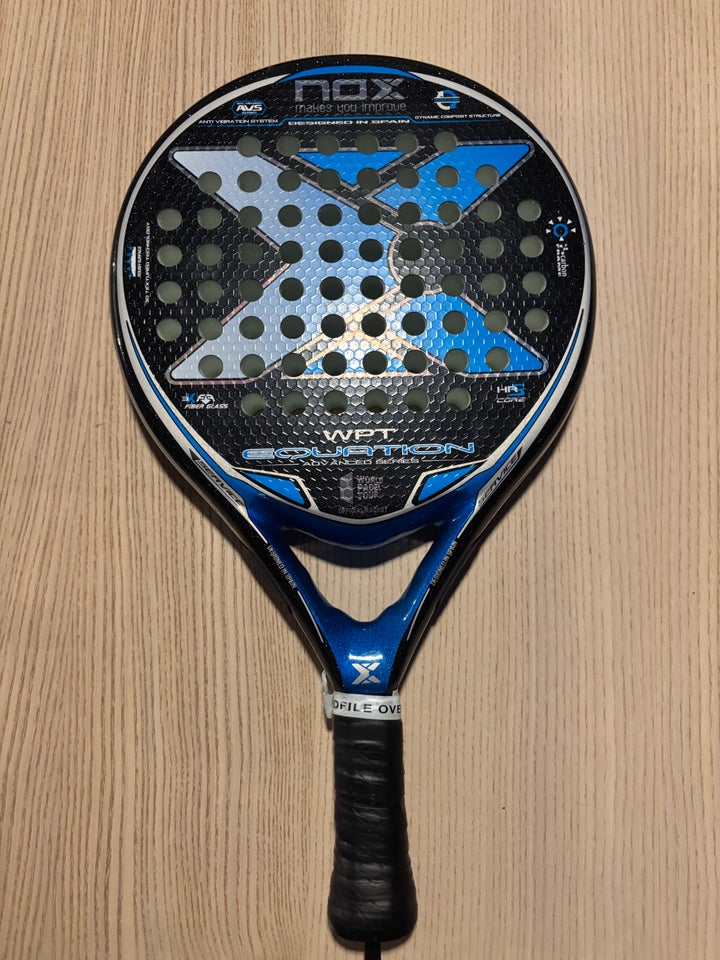 Padel bat, Nox