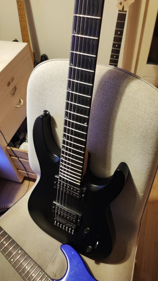 Elguitar, Jackson 7 strenget dinky