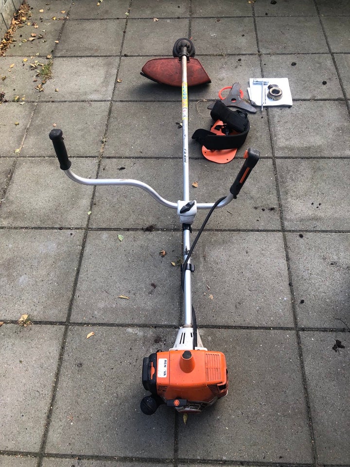 Buskrydder, Stihl FS 200