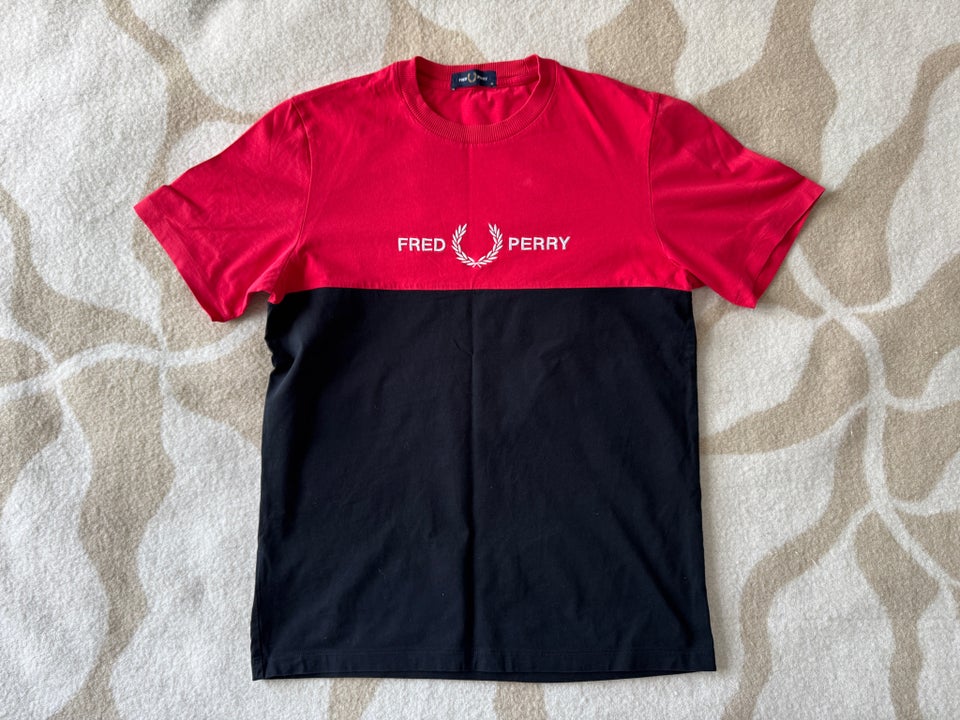 T-shirt, Fred Perry, str. 38