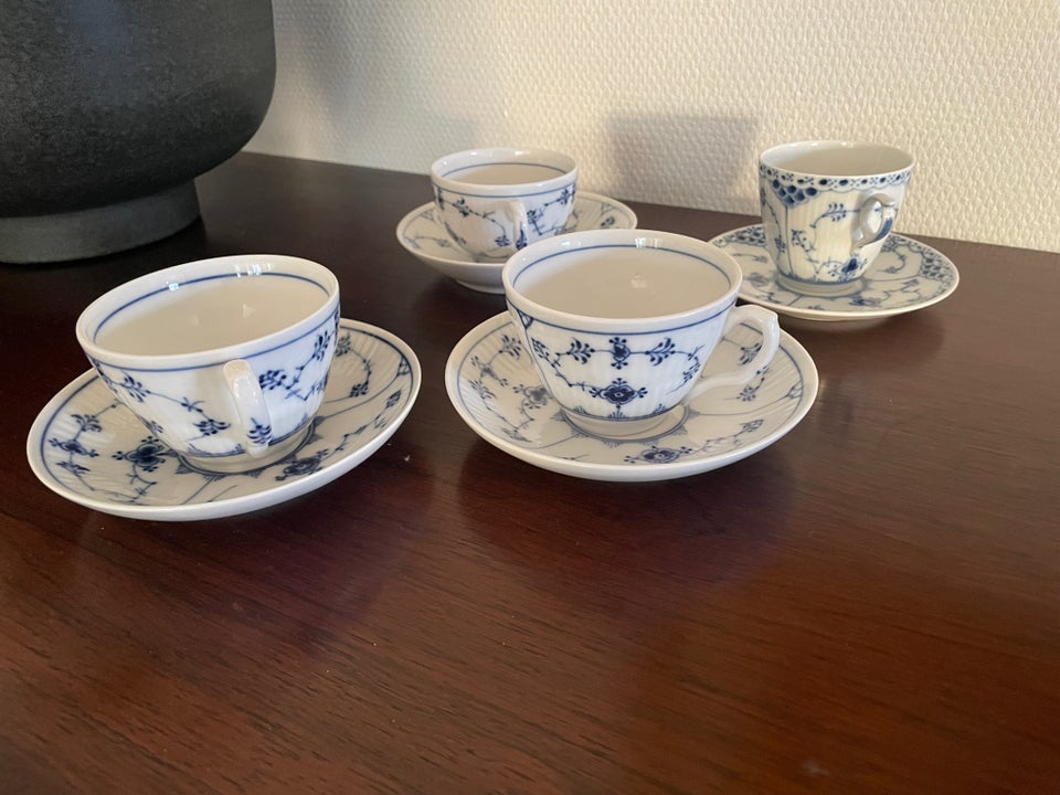 Porcelæn Kaffekop med underskål