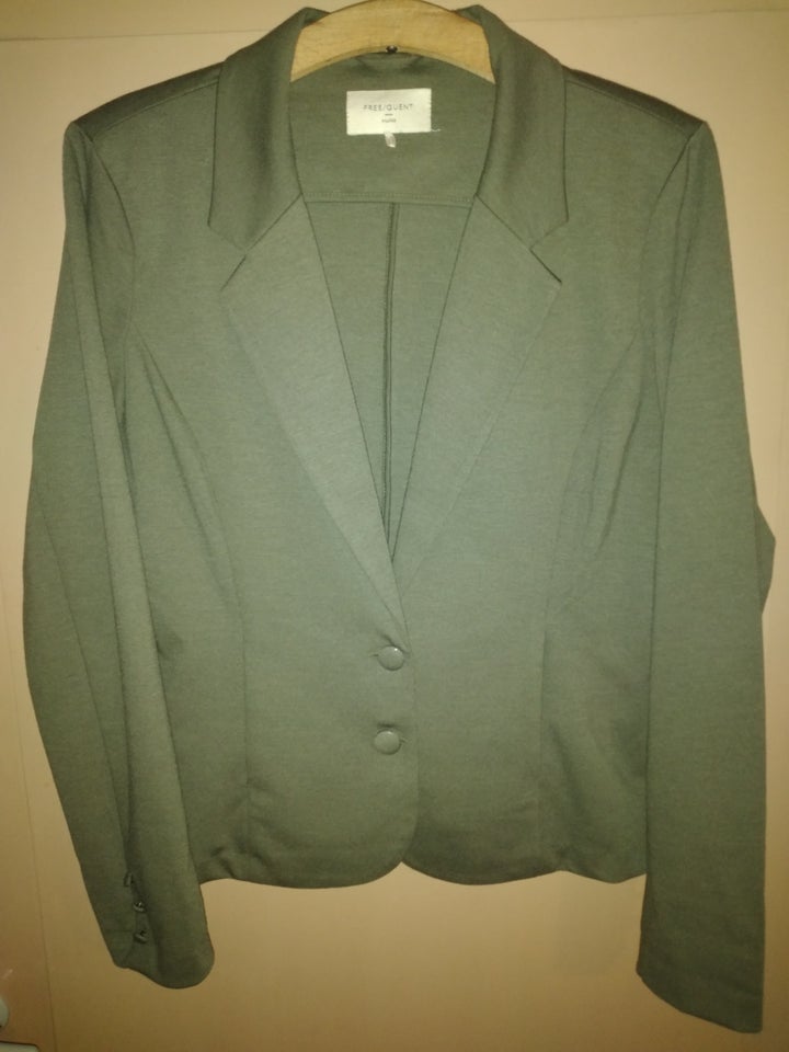 Blazer, str. 40, Freequent