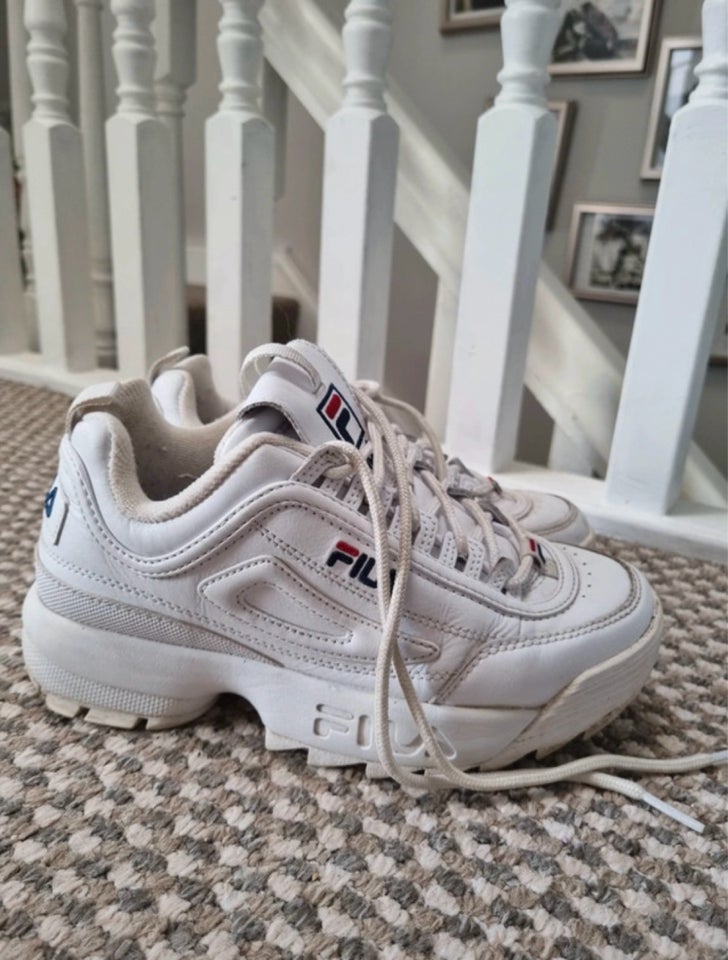 Sneakers, str. 36, Fila