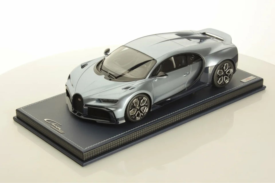 Modelbil, MR COLLECTION Bugatti