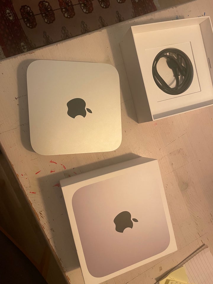 Mac mini, m1, 8 GB ram