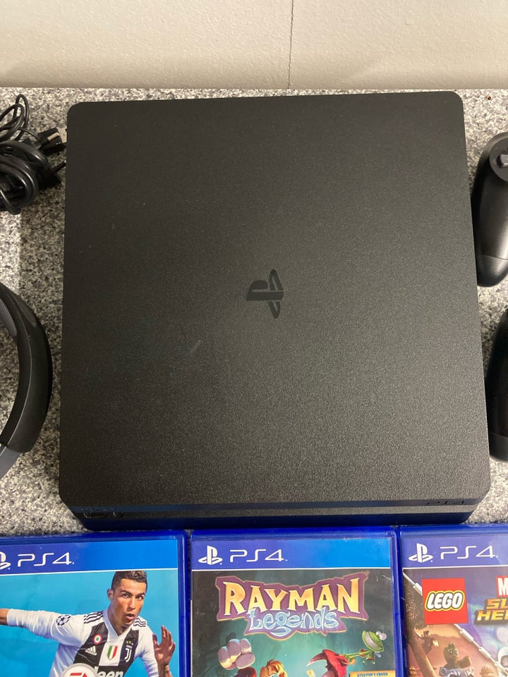 Playstation 4 Ps4 slim