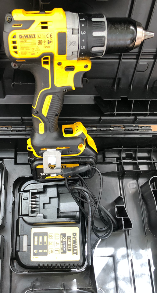 Skruemaskine, Dewalt DCD 791 P2