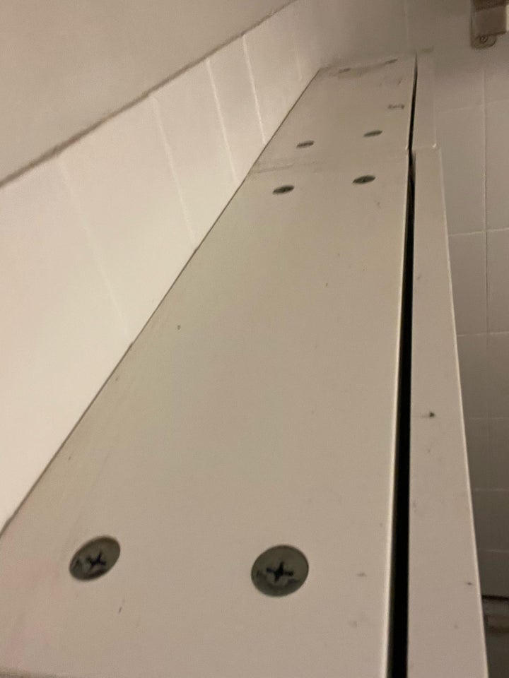 Toiletskab, Ikea, b: 40 d: 14 h: 96