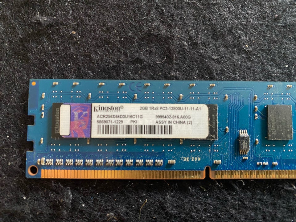 Kingston 2 GB DDR3 SDRAM