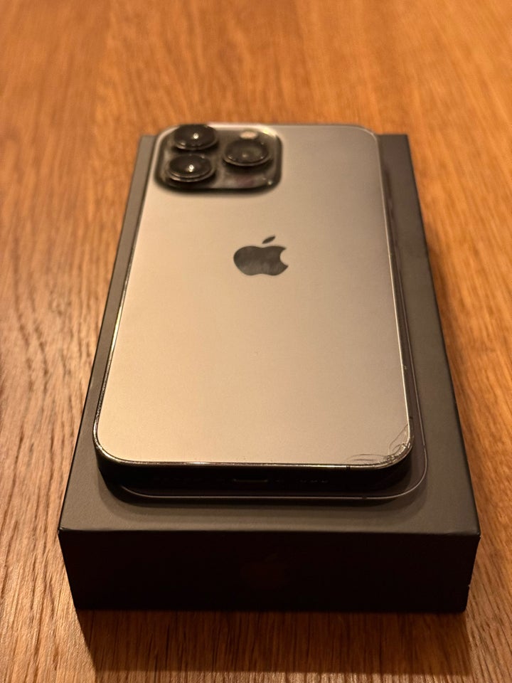 iPhone 13 Pro, 256 GB, sort