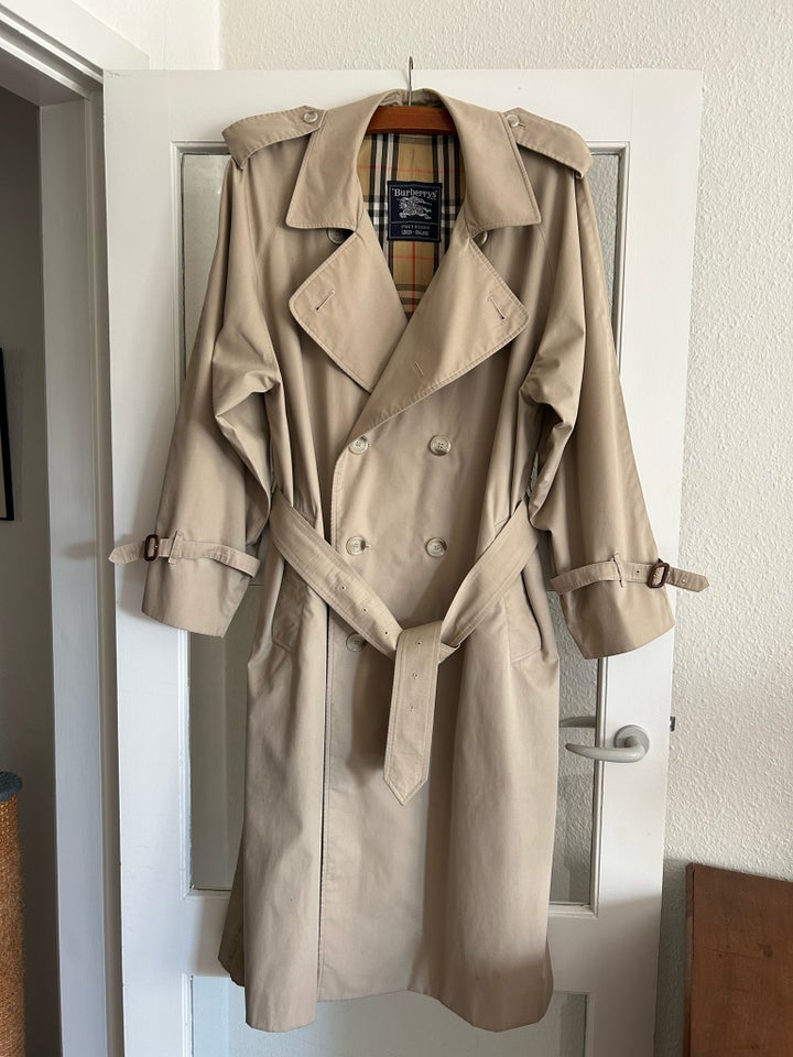 Trenchcoat str L Burberry