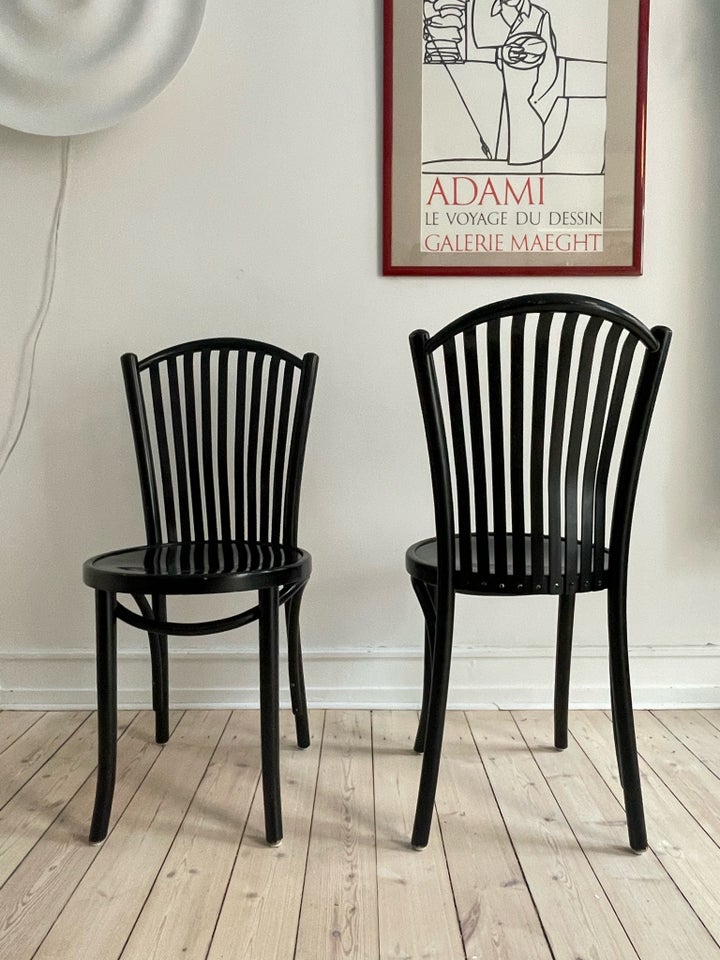 Andet, Thonet