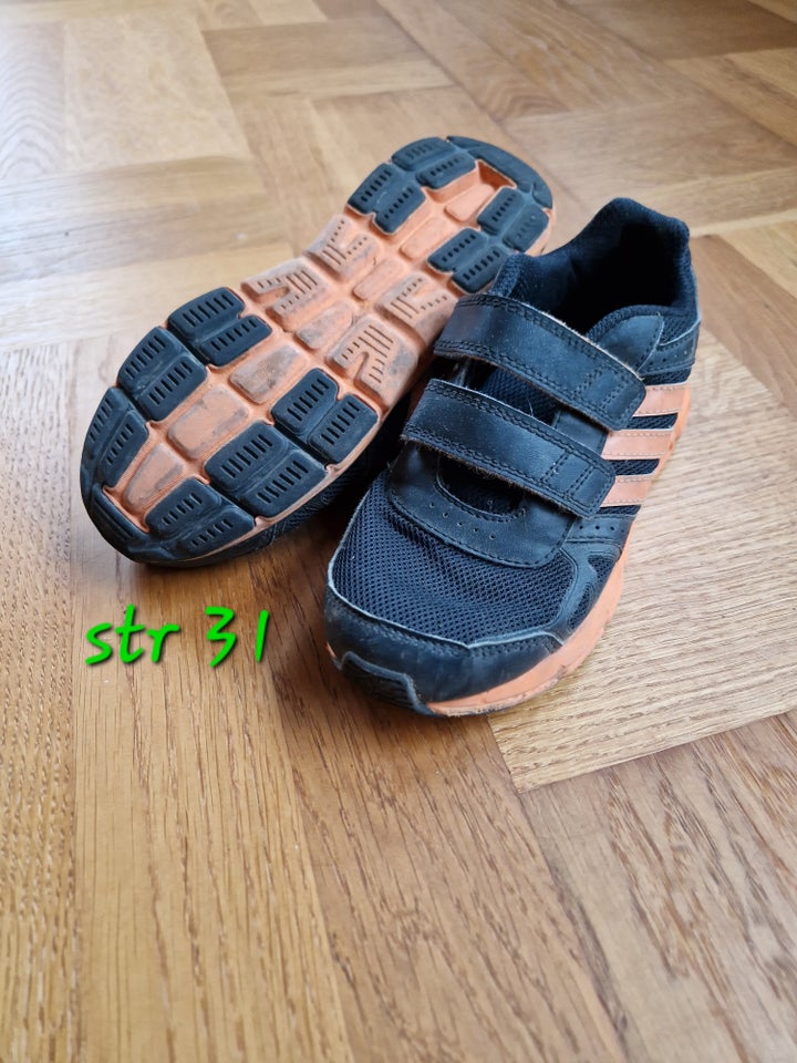 Kondisko, str. 31, Adidas