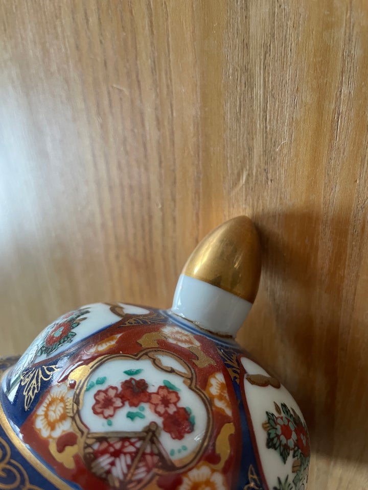 Lågvase fra Gold Imari Porcelæn