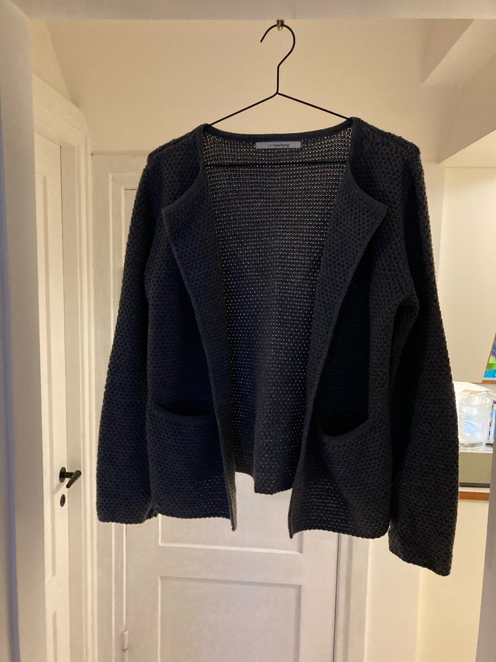 Sweater, Linnebjerg, str. 40