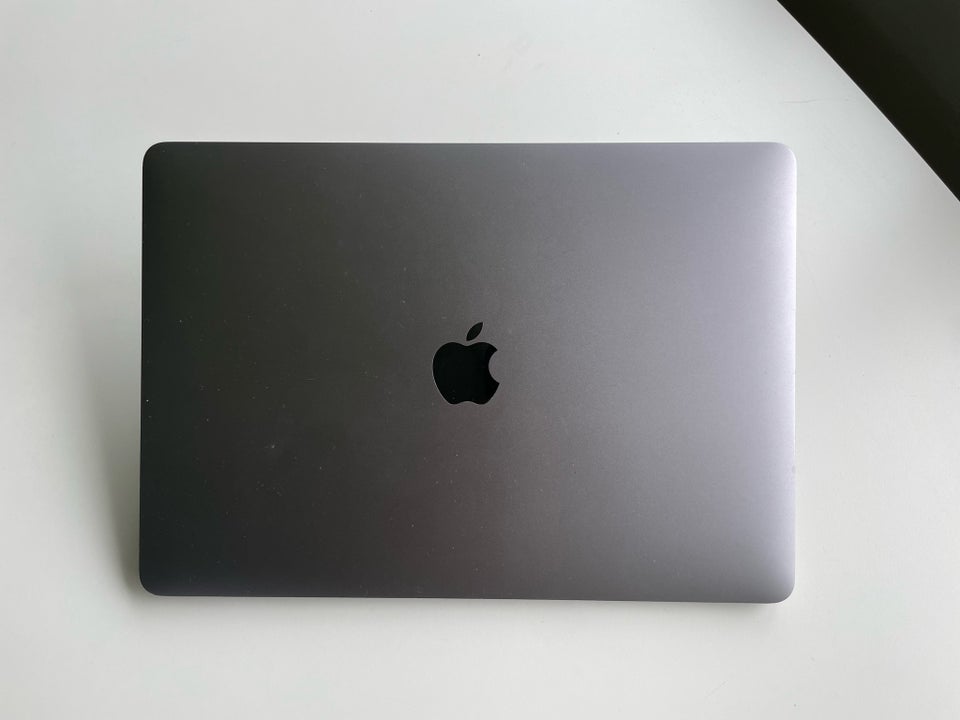 MacBook Pro 2017 Dual 23 GHz