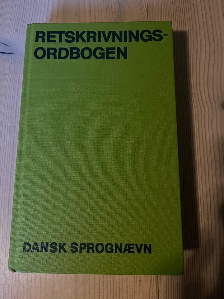 Retskrivningsordbogen , dansk