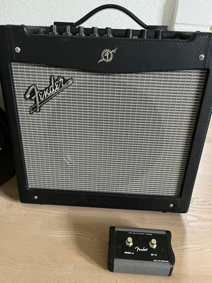 Guitarcombo Fender Mustang 2 40 W