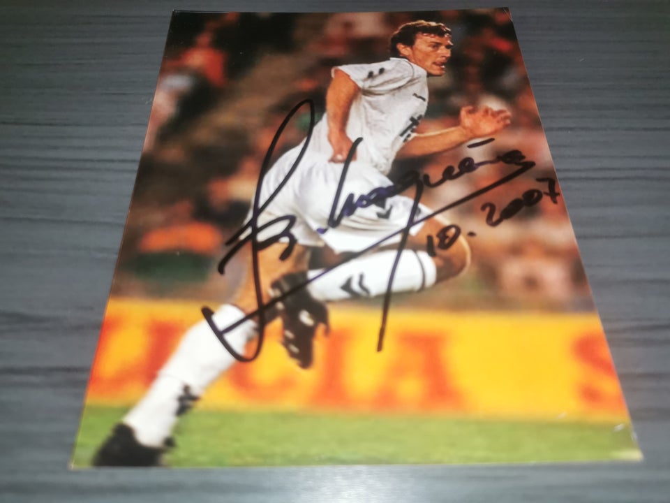 Autografer, Emilio Butragueno