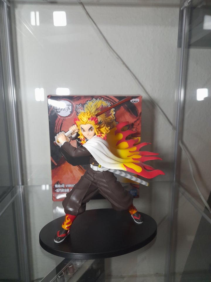 Demon slayer figur