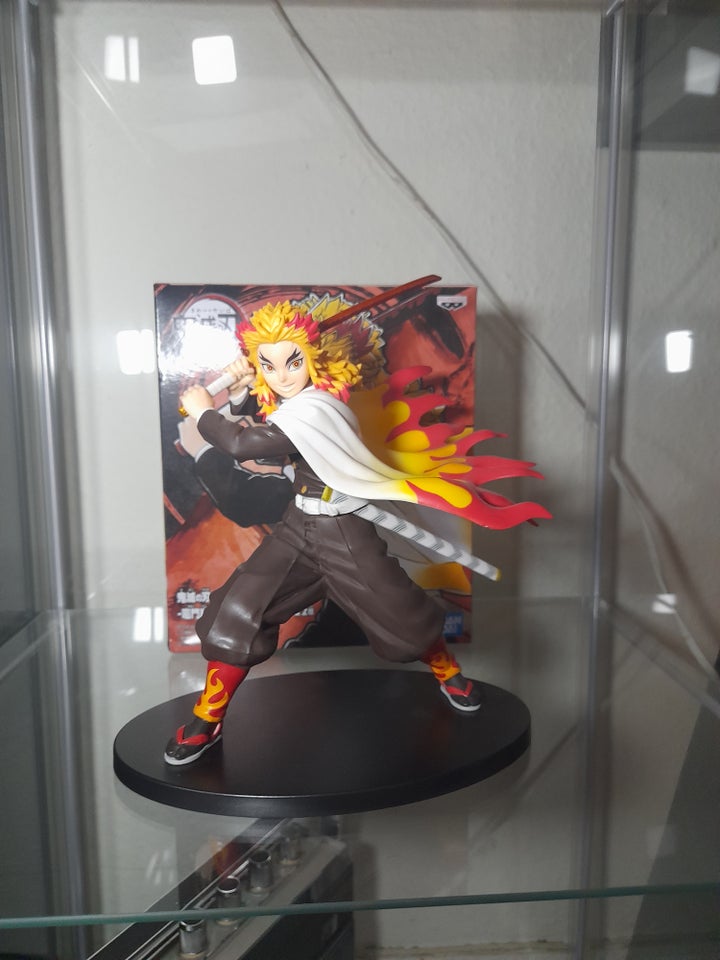 Demon slayer figur