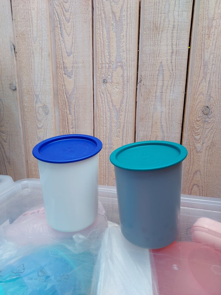 Plastik, Tupperware beholdere 2