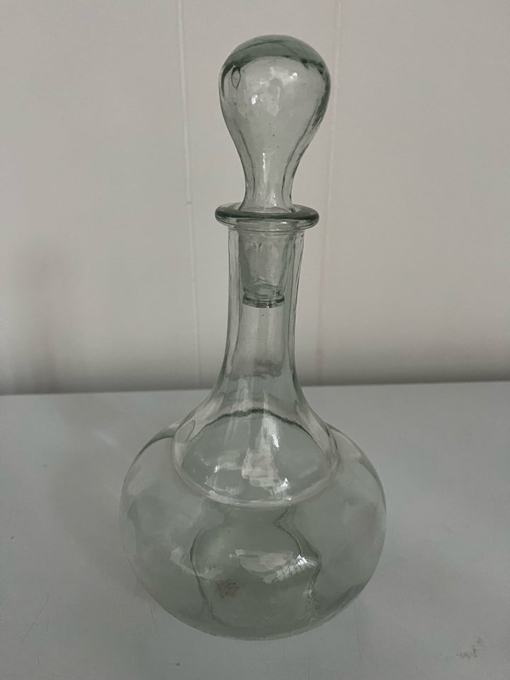 Glas, Glas karaffel med prop