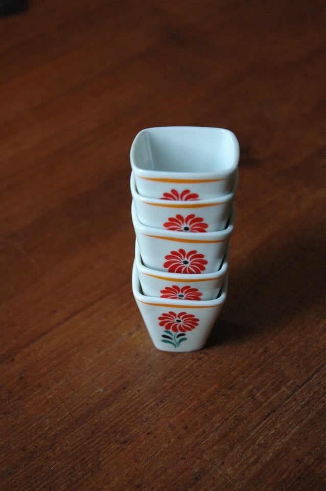 Porcelæn Sake kop Hollóháza