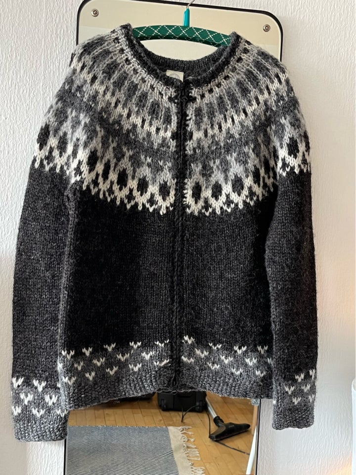 Cardigan, Nordic store, str. 36