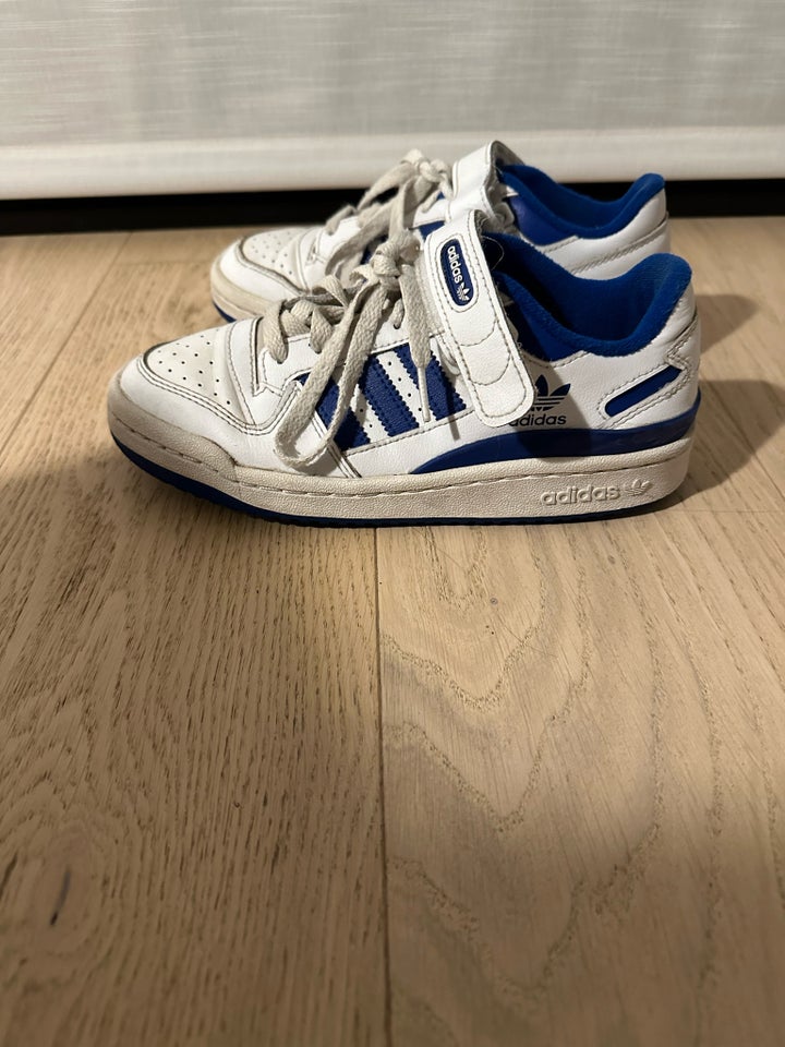 Sneakers str 36 Adidas