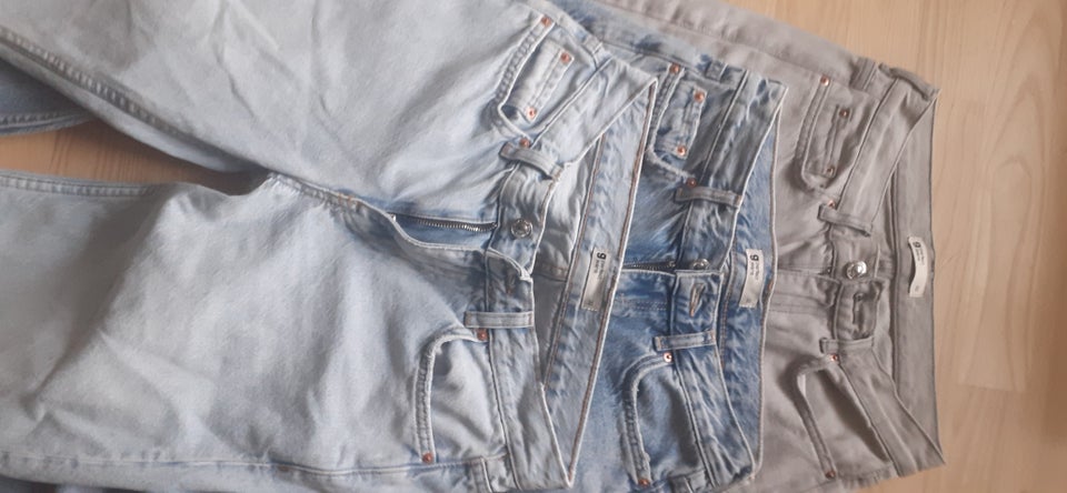 Jeans, Gina tricot, str. 32