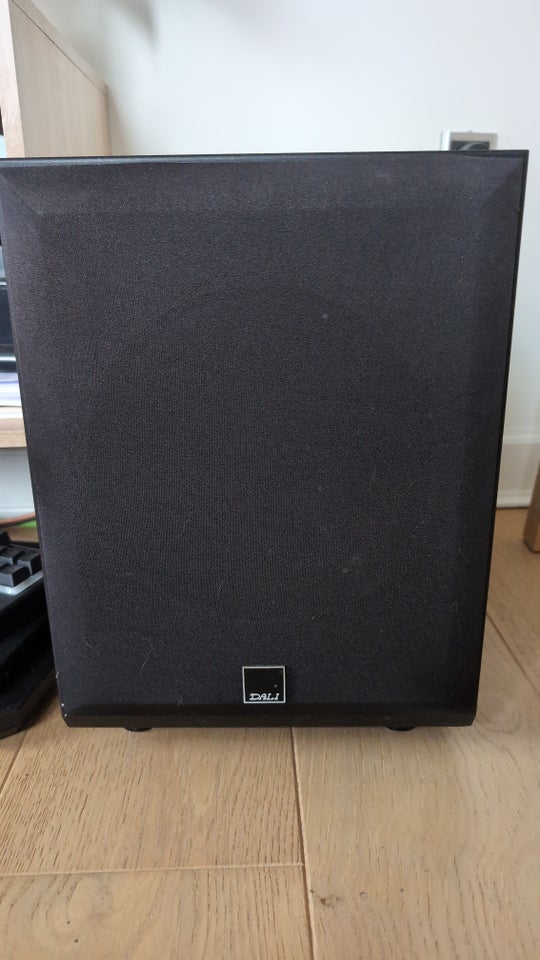 Subwoofer, Dali, Trio AW 8