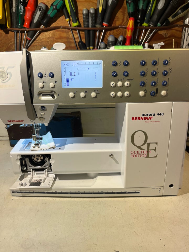 Symaskine, Bernina Aurora 440