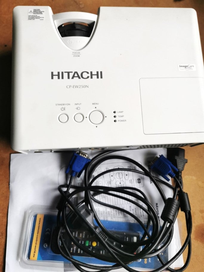 Projektor, Hitachi, CP-EW250N