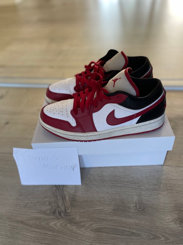 Sneakers Jordan 1 low str 41