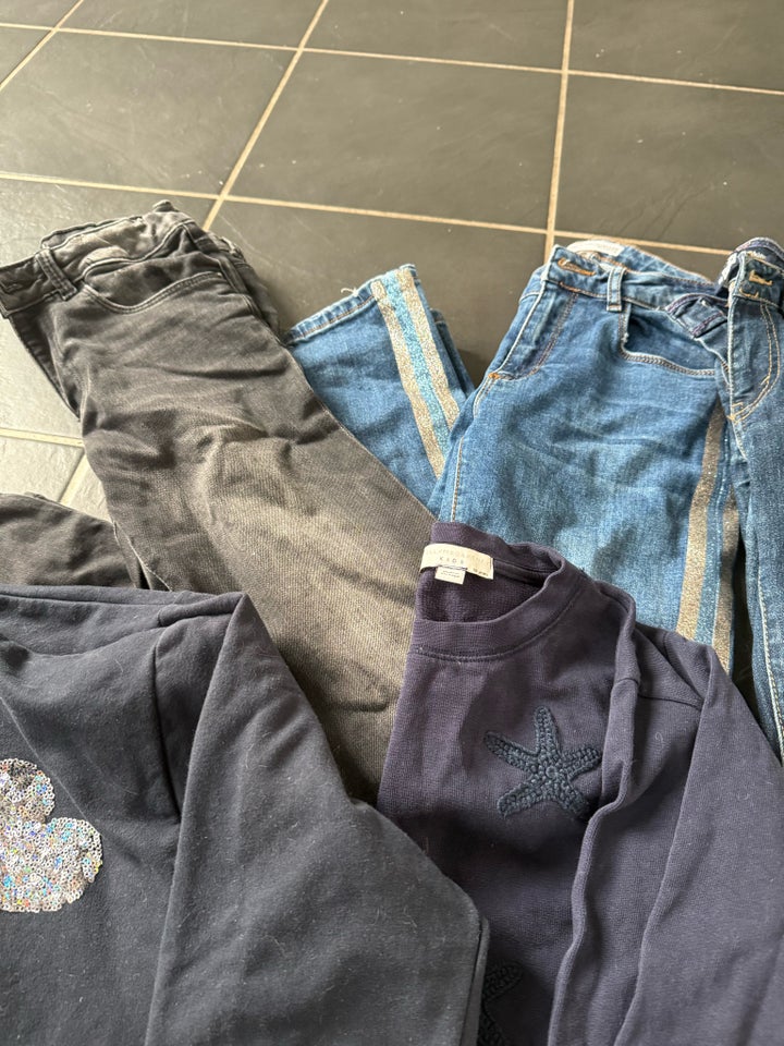 Blandet tøj Jeans og sweatshirts