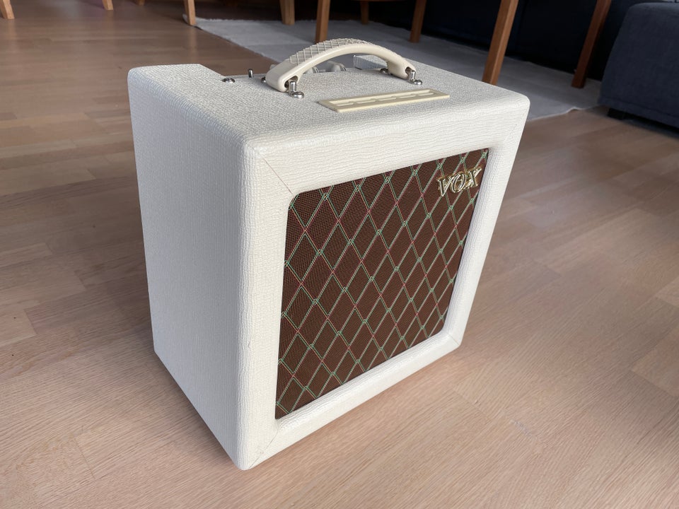 Guitarcombo, Vox AC4TV, 4 W