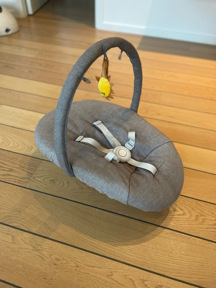 Babyindsats, Stokke Nomi