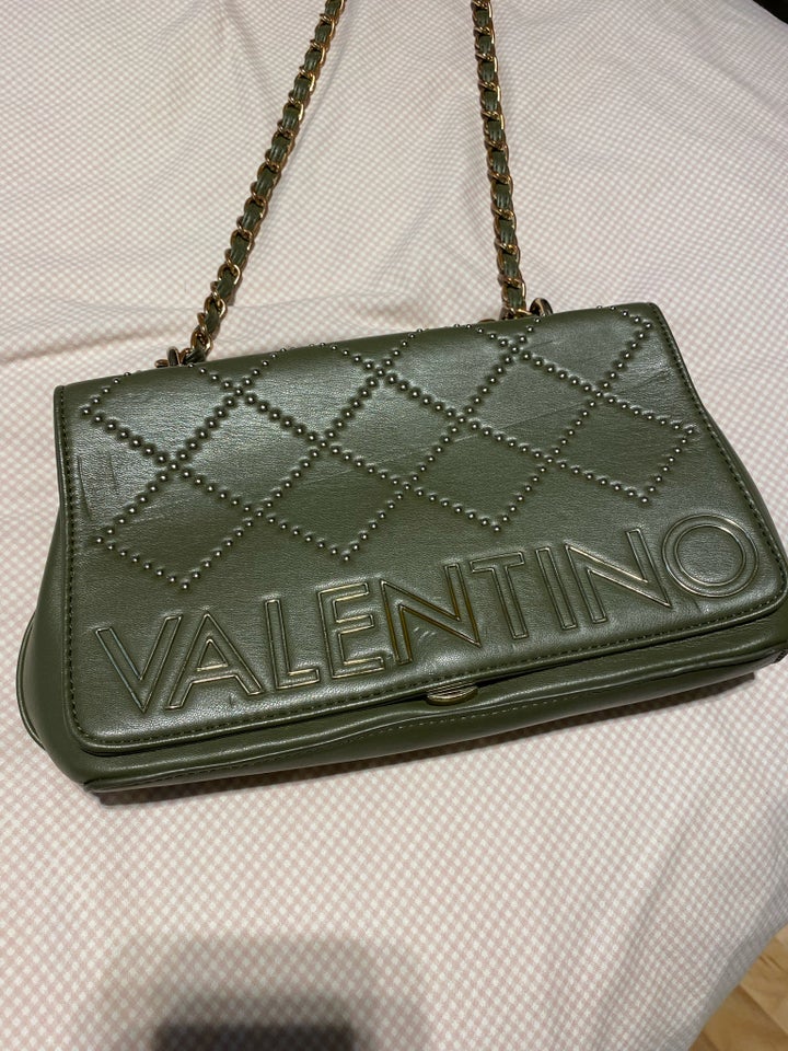 Clutch, Valentino