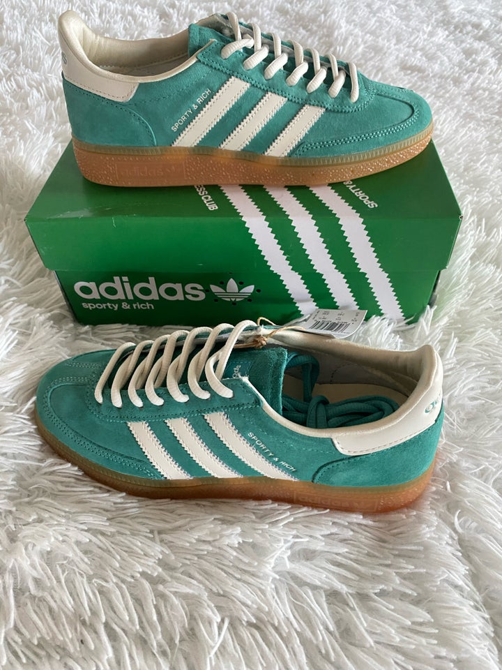 Sneakers, str. 38,5, Adidas