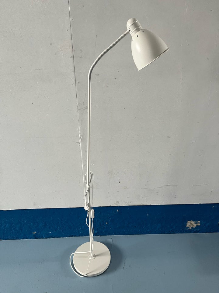 Standerlampe, Ikea