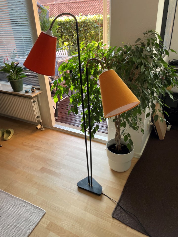 Gulvlampe, Retro