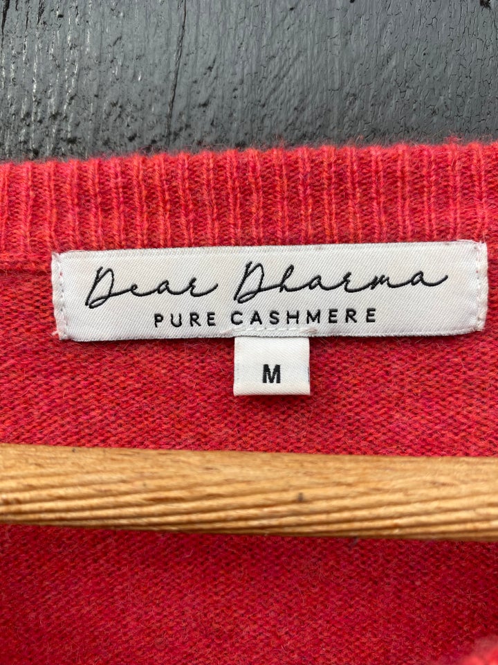 Sweater, Dear Dharma, str. 38