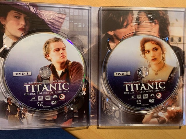 Titanic Deluxe Collector's