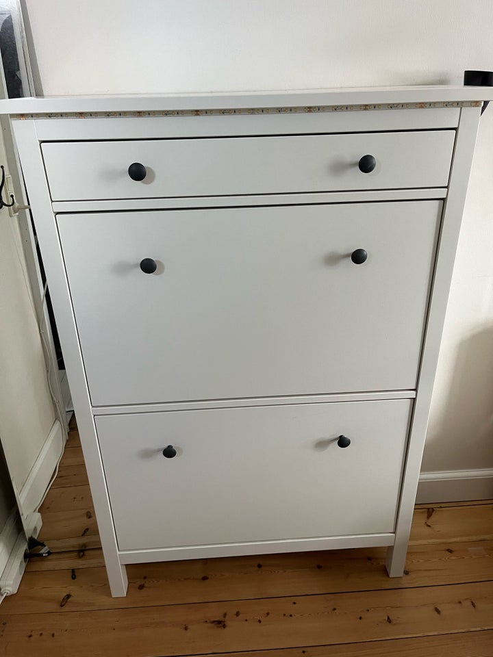 Skoskab, IKEA Hemnes skoskab