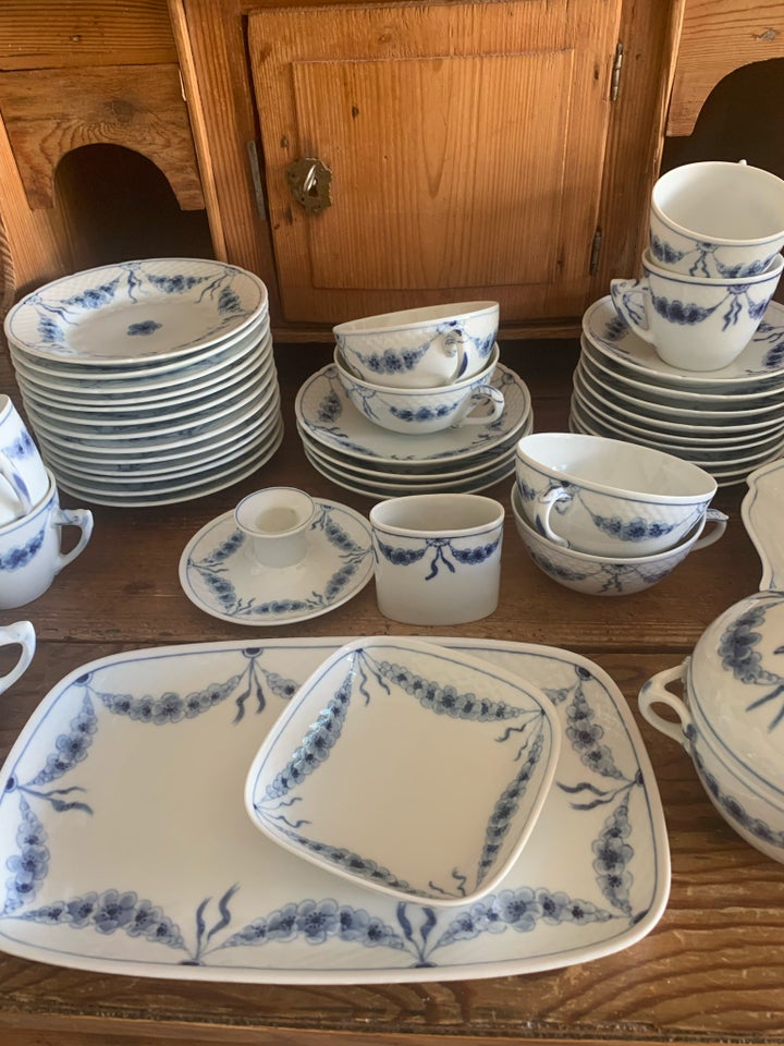 Porcelæn, Empire kaffe og te stel,