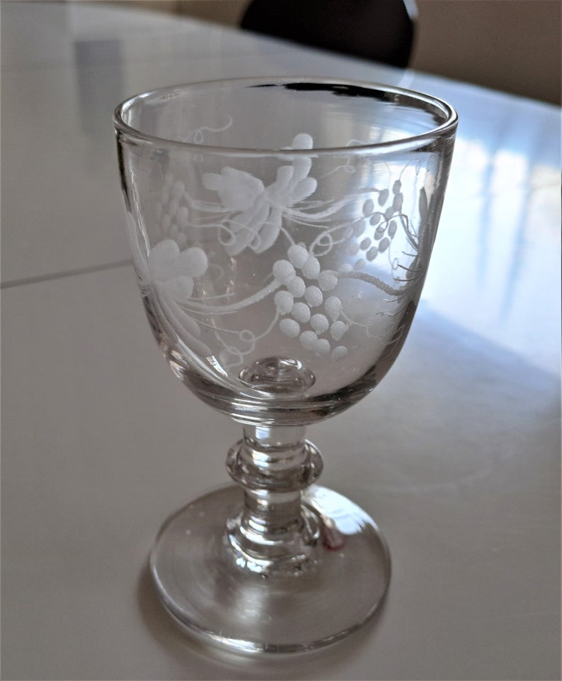 Glas, gammelt 1800-tals