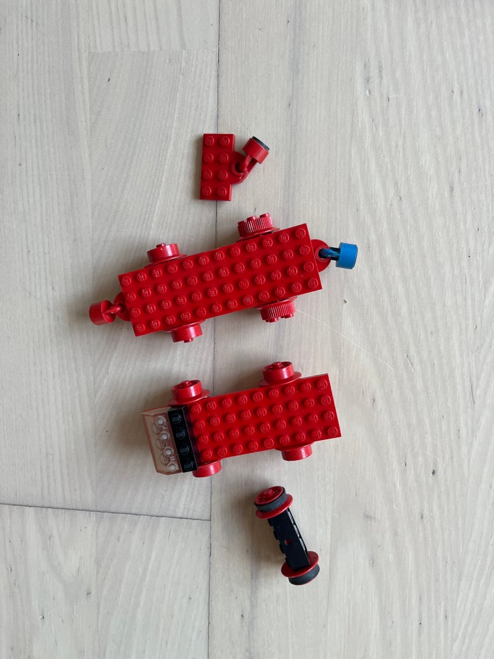 Lego andet 250 GAMLE TOGSKINNER +