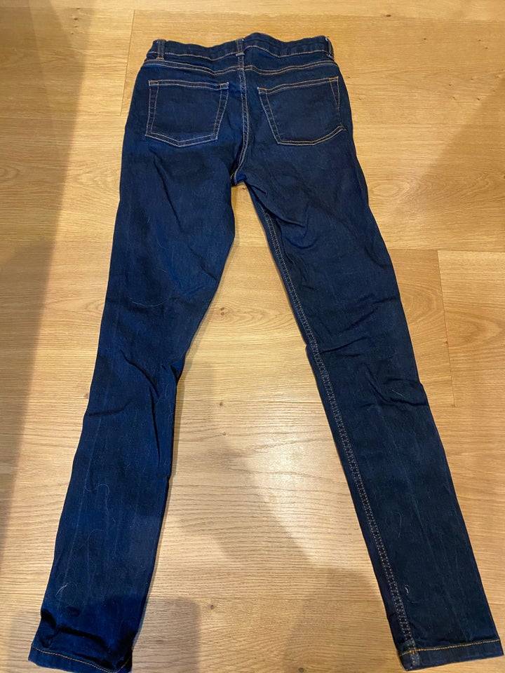 Jeans, Gestuz, str. 26