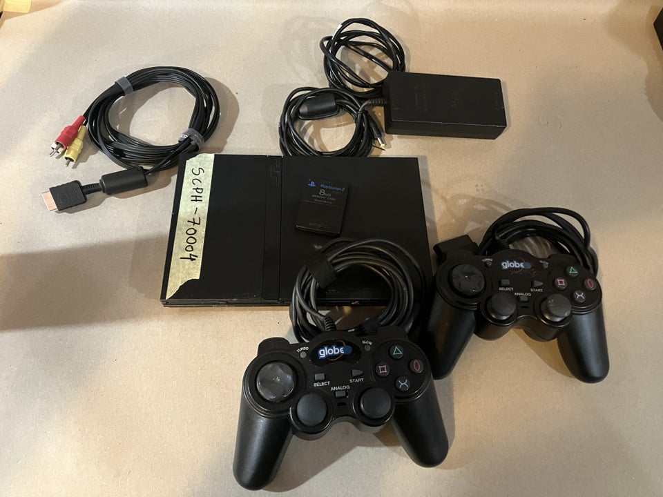 Playstation 2, SCPH 70004, God